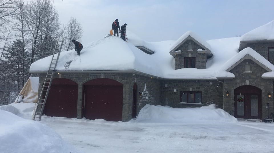 Toiture Celtic, roofer in Québec, roofer, Québec, roof, asphalt shingles, snow removal, winter